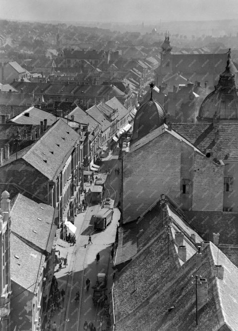 1956-Utcakép (Fotó: Járai Rudolf, MTI-FOTO)