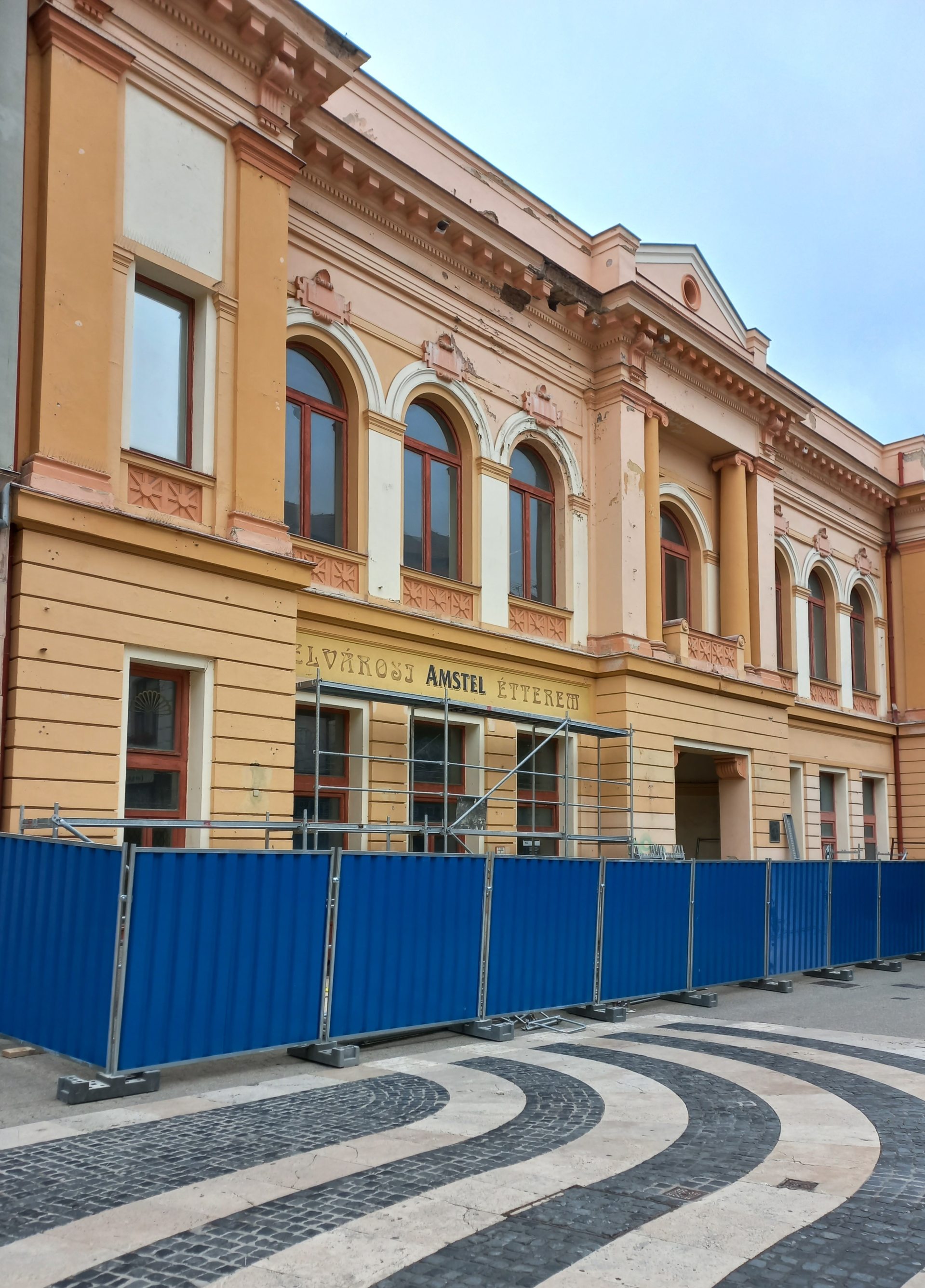Már a Király utcában is látható jelei vannak a felújításnak