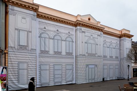 Épületháló a Király utca felől